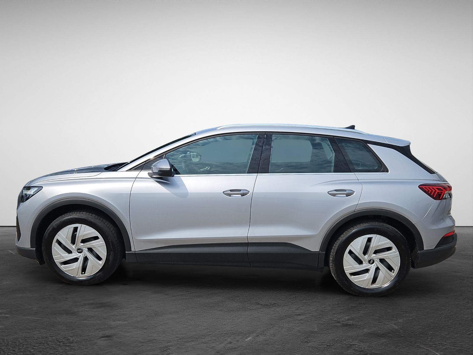 Audi Q4 e-tron 35  Standheiz Navi LED PDC Klima imagem 3