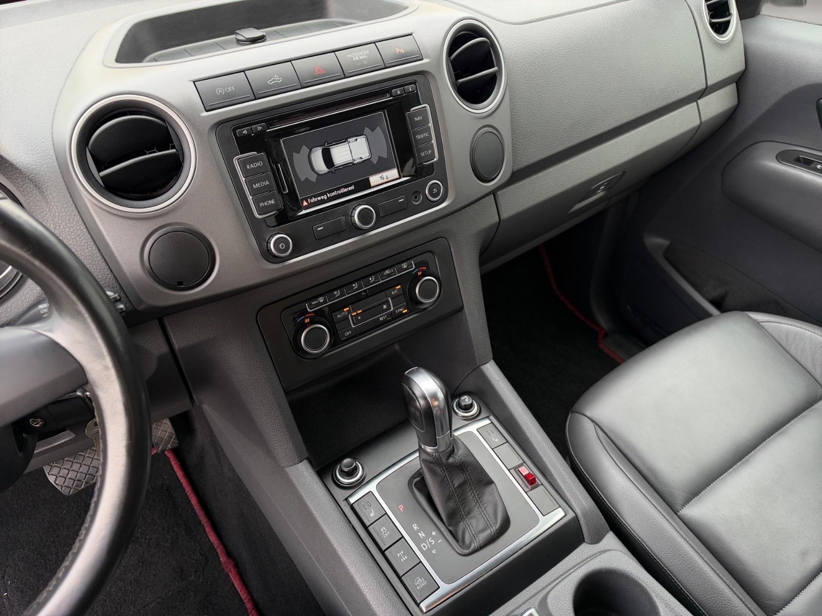 VOLKSWAGEN AMAROK HIGHLINE 2.0 TDI 179ch 4MOTION - CUIR VIENNA - NAVIGATION GPS - ATTELAGE - SIÈGES CHAUFFANTS - RADARS AVANT/ARRIÈRE