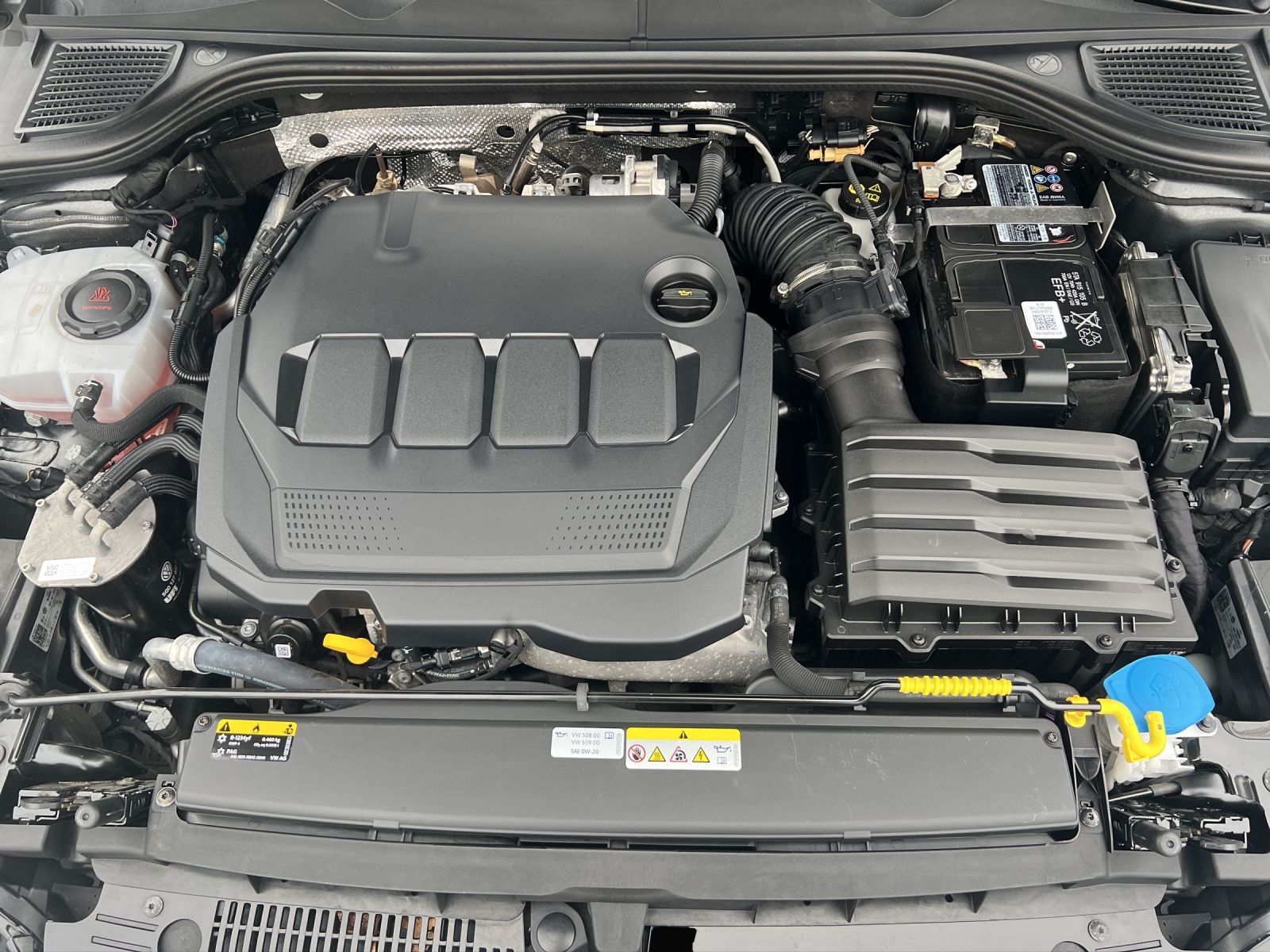 Golf VIII Variant Life 2.0 TDI Navi*ACC*LED