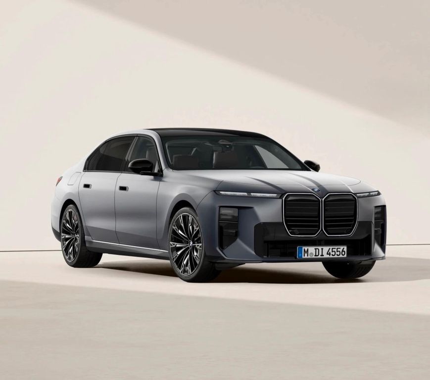 BMW 740