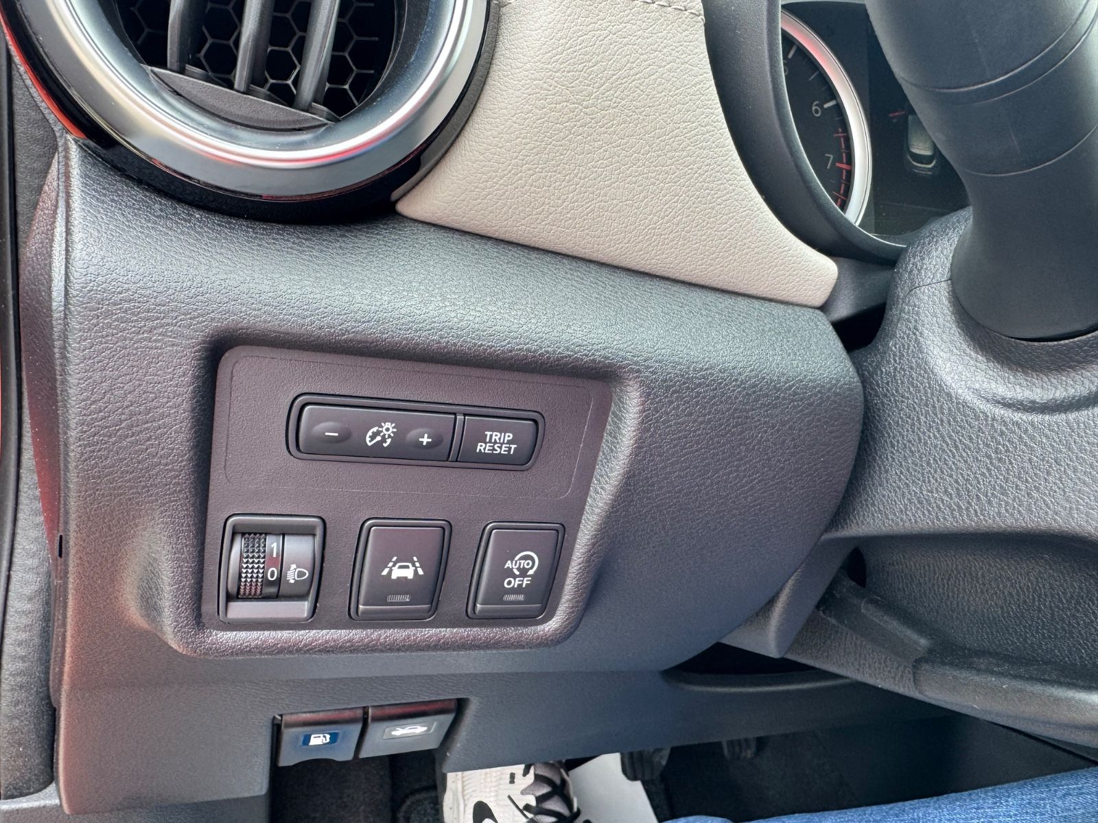 Fahrzeugabbildung Nissan Micra Tekna