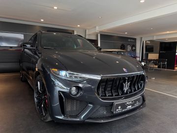 Maserati Levante GTS Q4 Panorama 360*