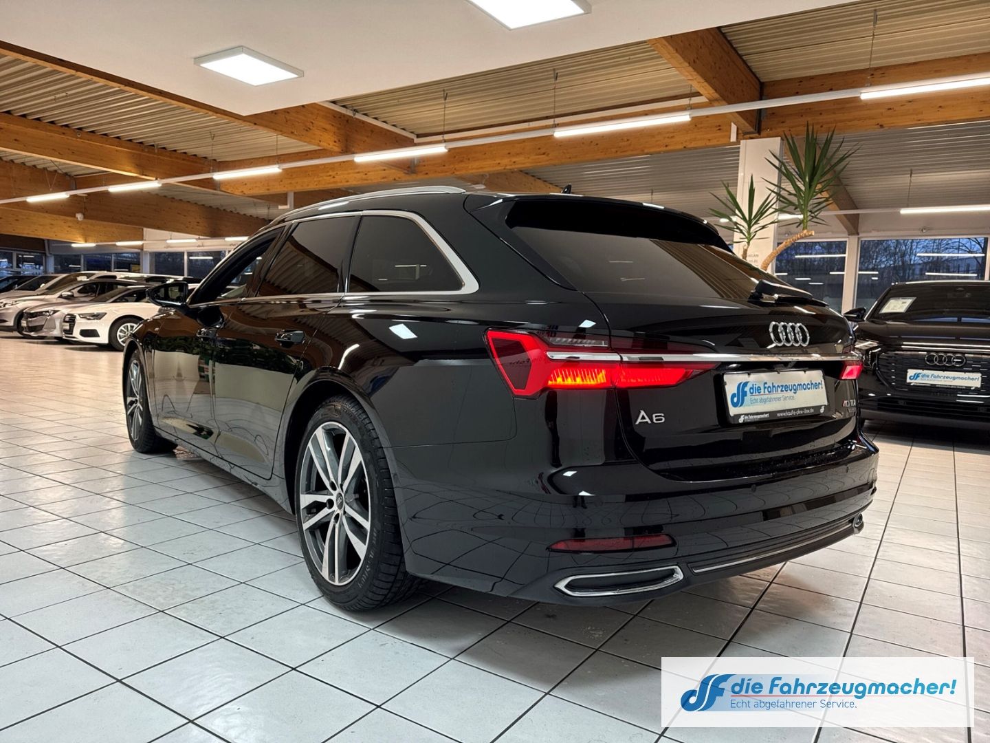 Fahrzeugabbildung Audi A6 Avant 40 TDI quattro sport S-line Sportpaket