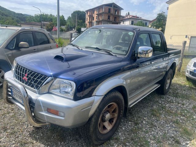 Mitsubishi L200 2.5 TDI 4WD Club Cab Pick-up GLS