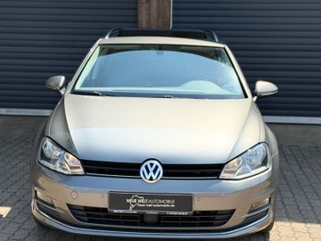 Volkswagen Golf - 4