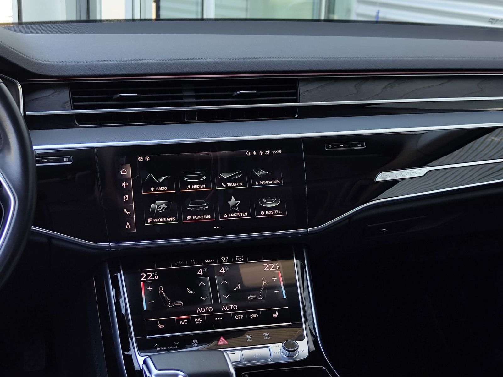 Audi A8 - Bild 14