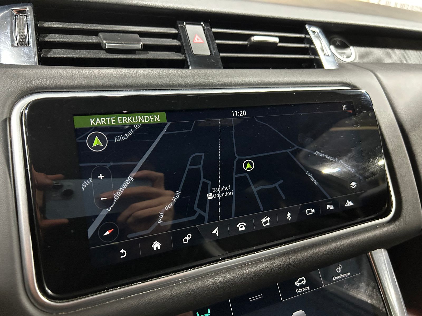 Fahrzeugabbildung Land Rover Range Rover Sport HSE D350/MEMORY/APPLE/KAMERA