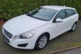 Volvo V60 T4 Kinetic Kinetic - Volvo V60: Kinetic