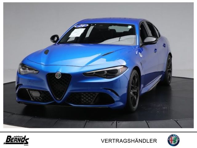 Alfa Romeo Giulia V6 Bi-T. Quadrifoglio MY24 TECHNOLOGIE-P