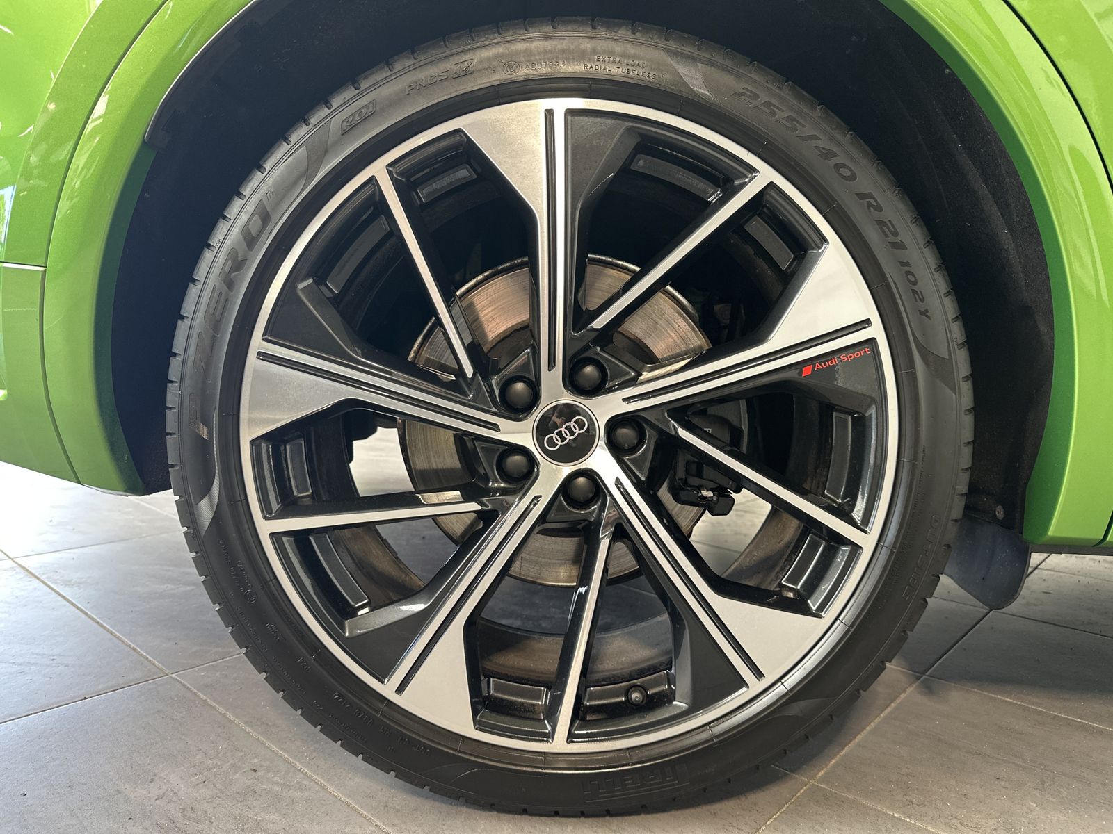 Fahrzeugabbildung Audi SQ5 Black NAV+LED+KAMERA+LUFTFEDERUNG+21ZOLL+VC