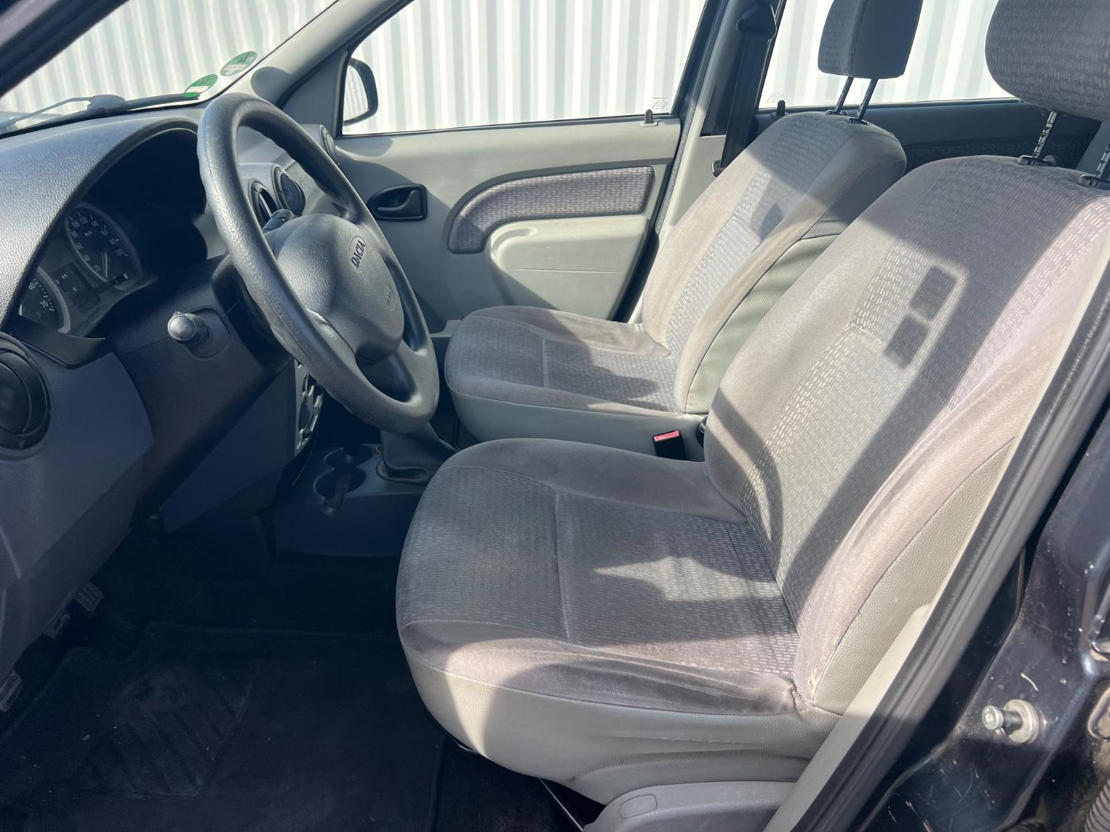 Dacia Logan 2009 — photo 13