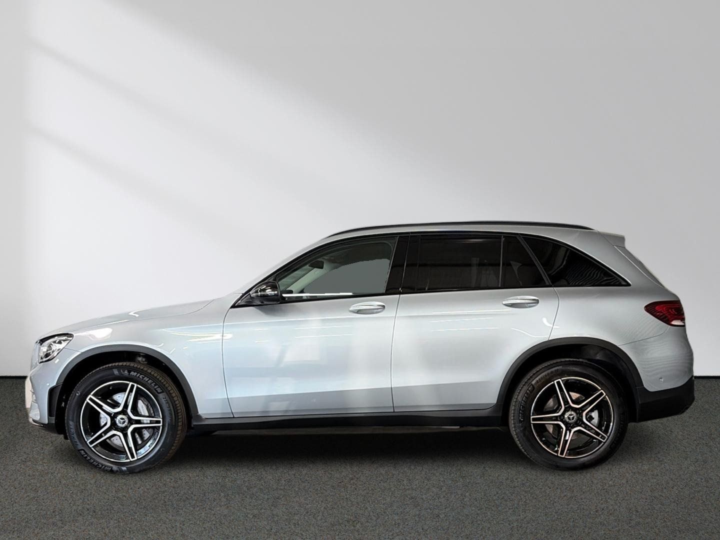 Mercedes-Benz GLC 300 e 4M AMG Night Panorama 360° HUD Memory foto 3