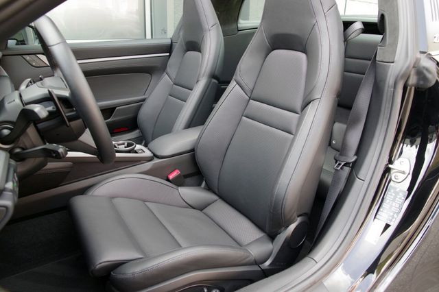 Porsche 992.2 Targa 4S*ACC,BOSE,Chrono,Sitzlüftung,14-W.