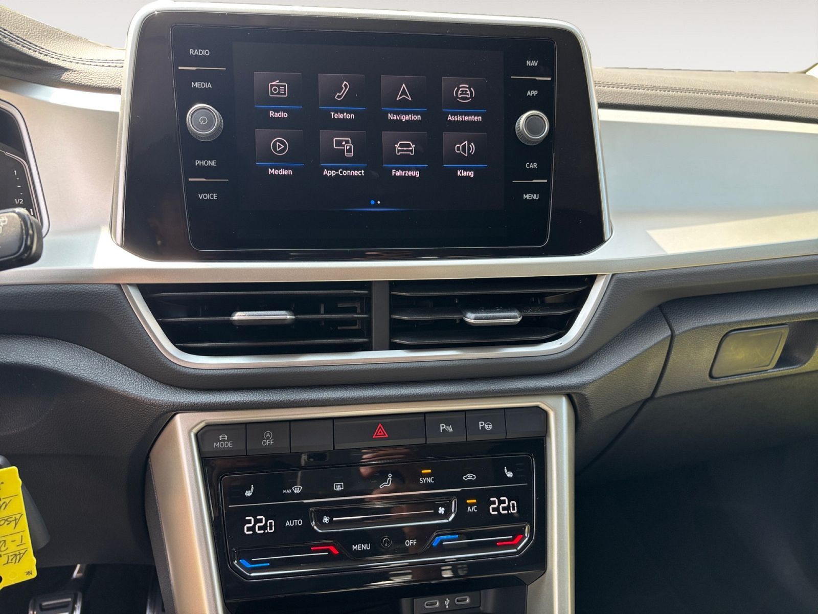 Volkswagen T-Roc - Bild 11