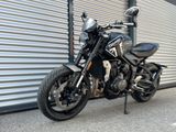 Triumph TRIDENT 660 / NEUE DURCHSICHT + REIFEN !! - TRIUMPH TRIDENT 660