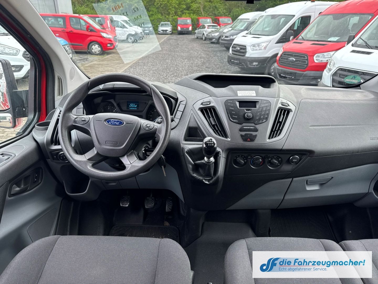 Fahrzeugabbildung Ford Transit Custom Kombi 300 L1 2.2 TDCi *1481
