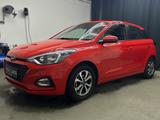 Hyundai i20 Facelift|1.Hand|Touchscreen|Einpark|SHZ|MFLK - gebrauchte Hyundai i20 mit Facelift