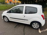 Renault Twingo Authentique 1.2 LEV 16V 75 eco2 Authe... - Renault Twingo Gebrauchtwagen in Leipzig