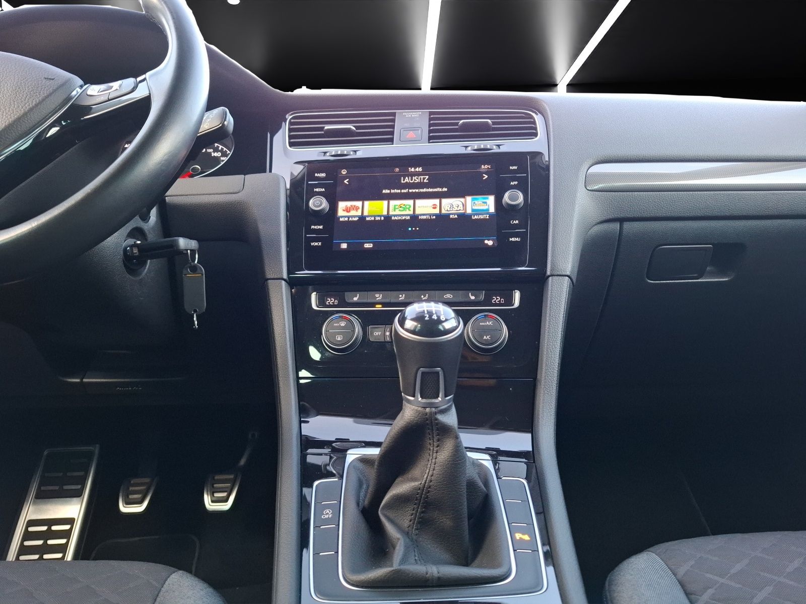 Fahrzeugabbildung Volkswagen Golf VII Variant TSI Join Navi Climatronic RFK S