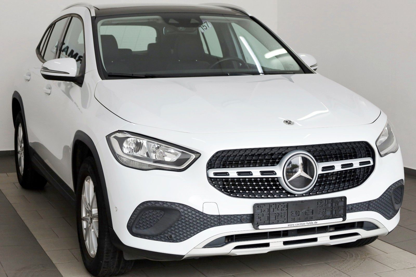 Fahrzeugabbildung Mercedes-Benz GLA 200 d,T.Leder,Navi,LED,Kamera,ACC,Panor.,AHK