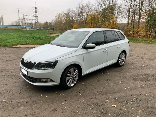 Skoda Fabia Combi 1.2 TSI Style DSG - TÜV ...