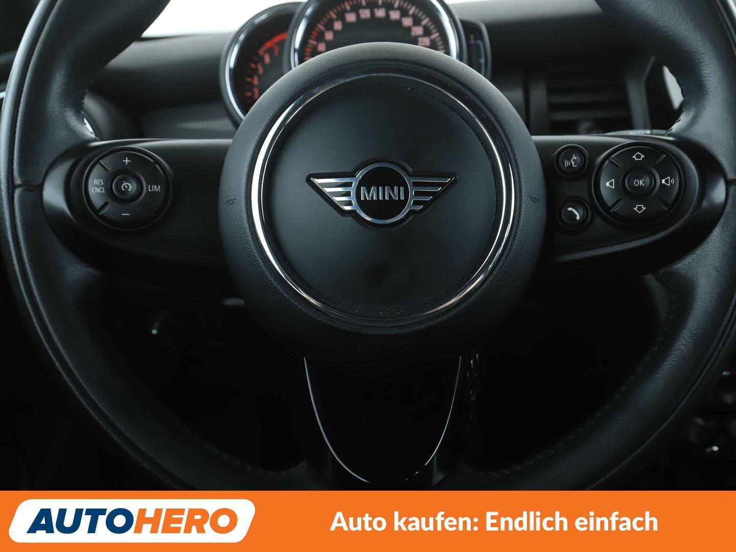 MINI Cooper Aut.*NAVI*LED*PDC*SHZ*KLIMA*TEMPO*