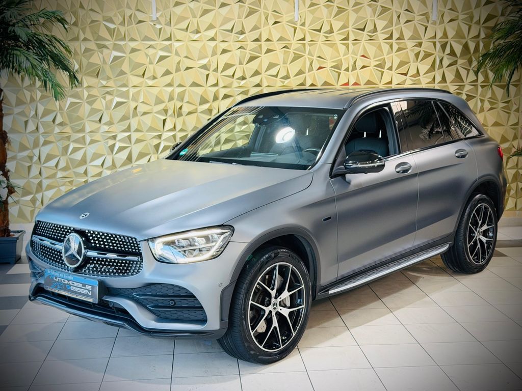 Image of Mercedes-Benz GLC 300