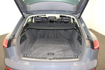 Audi Q8 e-tron - 12