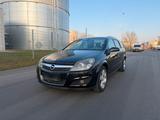Opel OPEL ASTRA 1.7 - Opel Astra aus 2009 mit Diesel-Antrieb: Kombi, 1.7
