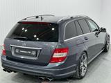 Mercedes-Benz C 63 AMG C 63 T AMG AMG - Mercedes-Benz C 63 AMG aus 2009