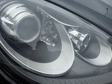 Porsche Cayenne - 8