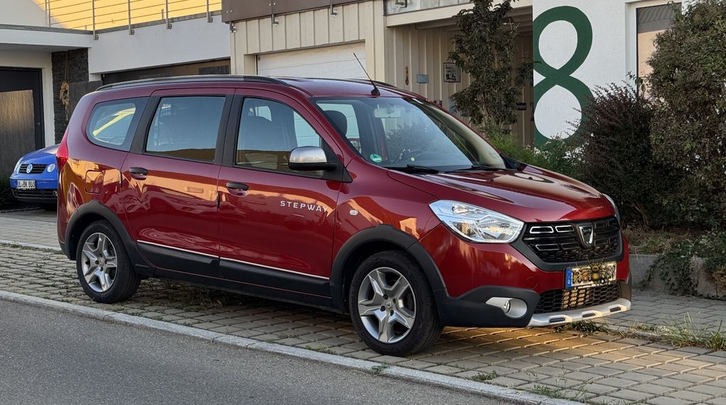 Image of Dacia Lodgy