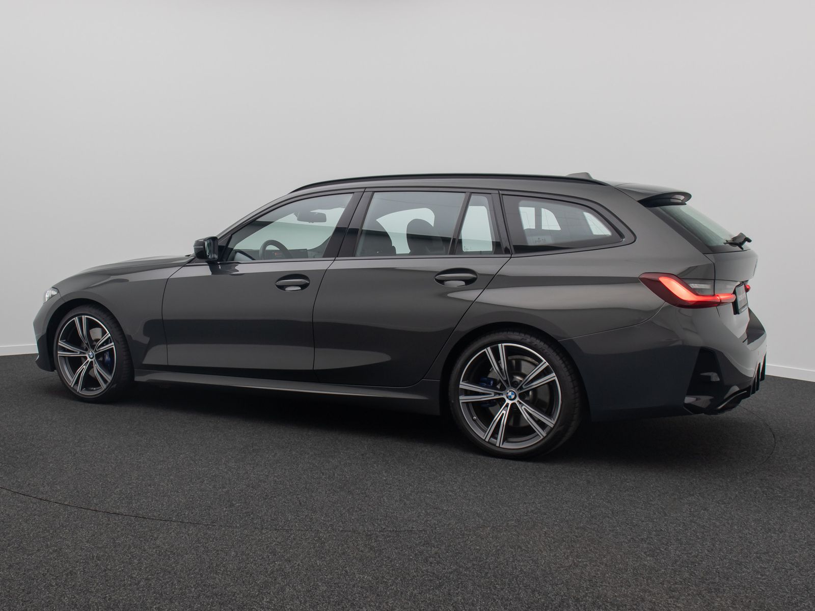 Fahrzeugabbildung BMW M340d xD HUD DAB HiFi AHK Alarm Komfort 19Zoll