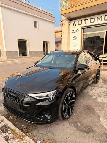 AUDI Audi e-tron SPB 55 quattro S line edition