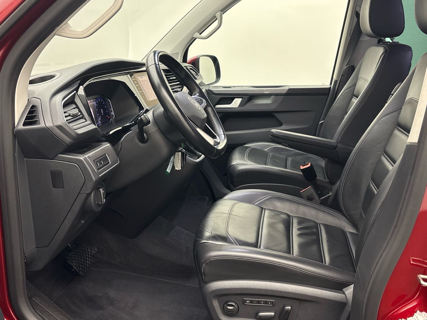 Volkswagen T6.1 Multivan Comfortline 2.0 TDI DSG 4Motion Ca foto 9