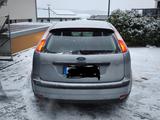 Ford Focus 1,6 Ti-VCT Ghia Ghia - Ford Focus aus 2005: Ghia