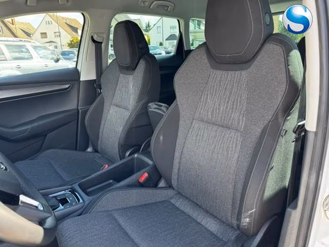 Skoda Karoq 1.5 TSI DSG STYLE AHK ACC EL. KLAPPE ME...
