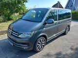 Volkswagen T6 Multivan - VW T6 Multivan in Kiel