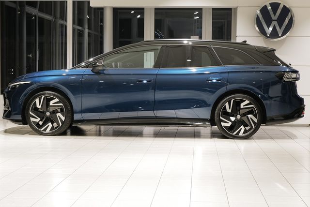Volkswagen ID.7 Tourer GTX 4Motion AHK Pano Memory WäPump