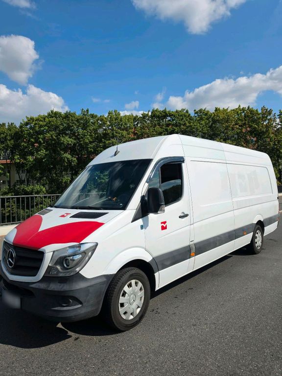 Image of Mercedes-Benz Sprinter