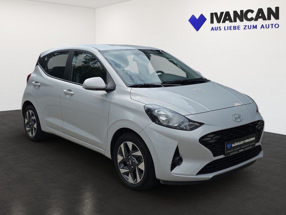 Fahrzeugabbildung Hyundai i10 1.2i 84PS Trend