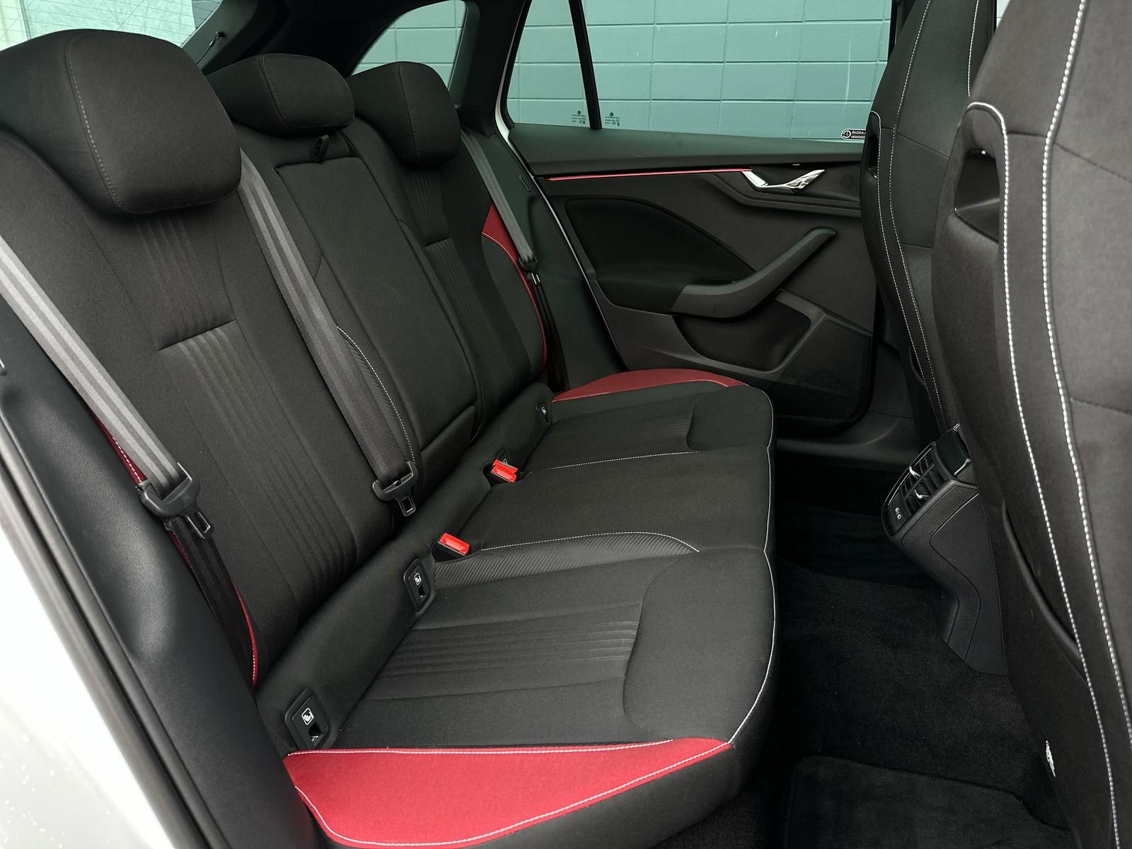 SKODA Scala 1.0TSI MONTE CARLO LED#AHK#ACC#CAM#VIRTUAL - Image 17