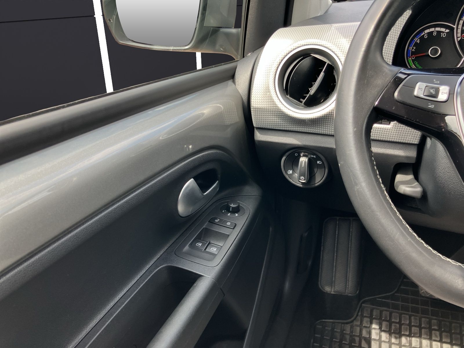 Fahrzeugabbildung Volkswagen e-up! Style Plus SHZ DAB+ Ambiente Klima