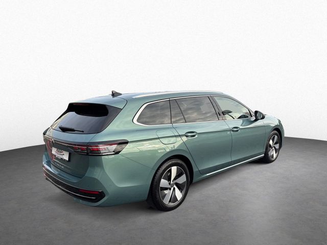 Passat Variant 2.0 TDI DSG ELEGANCE IQ.LIGHT+AHK