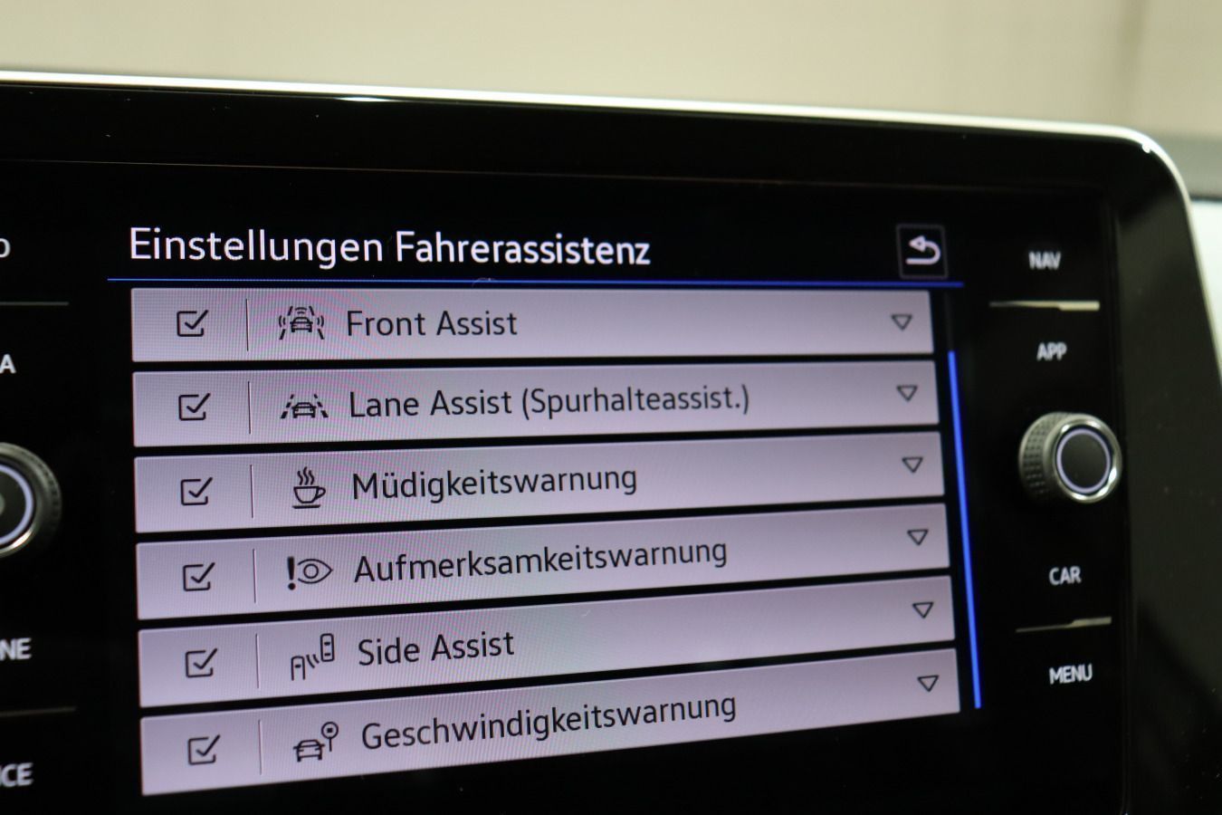 Volkswagen T-Cross - Bild 11