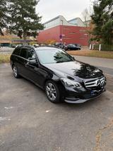 Mercedes-Benz E 220 BlueTEC T BlueEFF. Edition Autom. Edition - Mercedes-Benz E 220 Gebrauchtwagen in Frankfurt