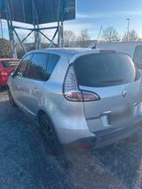 Renault Scenic sehr ordentlich,wird heiß - Renault Scenic in Leverkusen