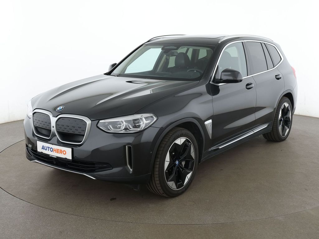 Image of BMW iX3