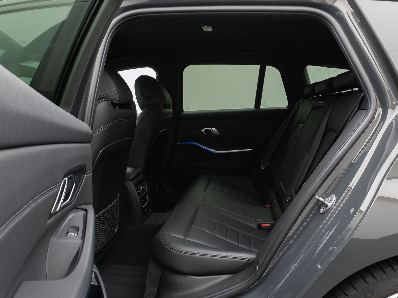 Fahrzeugabbildung BMW 320d M Sport Kamera Laser DAB HiFi Komfort Alarm