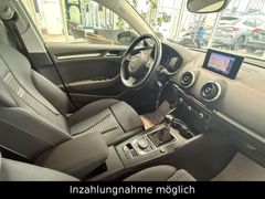 AUDI A3 ambition ultra Sline 2.HAND/NAVI/LED/KLIMA/SH AUDI A3 ambition ultra Sline 2.HAND/NAVI/LED/KLIMA/SH